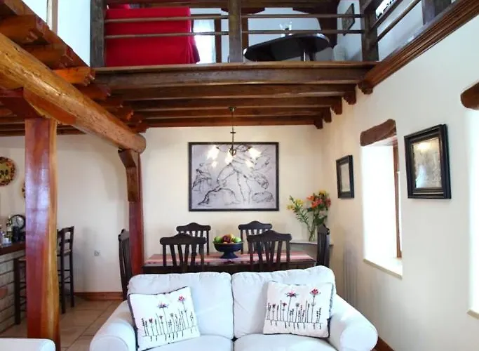 Gragada House Villa *